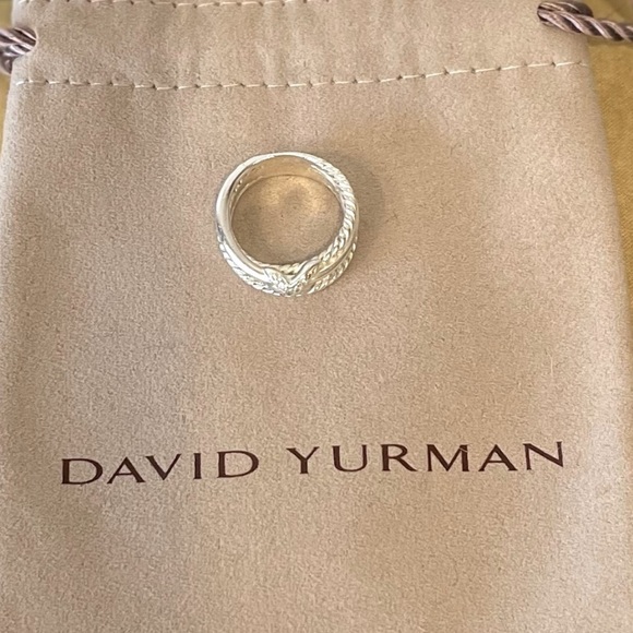 One of David Yurman’s most iconic designs, the X Collection - Picture 5 of 8